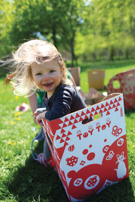Press kit | 785-01 - Press release | Design with love - Toytoy - Product - Photo credit: RaphaelLacoste_FlorentGoy
