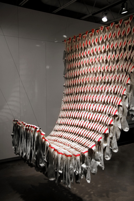 Press kit | 740-04 - Press release | Fill my stocking Santa! - Domison - Art - Photo credit: Louis Gagnon