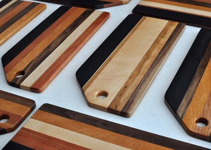 Press kit | 562-42 - Press release | The CODE SOUVENIR MONTRÉAL pop-up store: Showcasing Montréal creativity at its best! - Bureau du design - Ville de Montréal - Product - 







AVENUE COLONIALE
<br>Designers : Raphaël Millette, Florence Julien-Gagnier
<br>Nom du produit : Planche de service essences mixtes avec bande ardoise - Photo credit: 







Photo fromage : Mathieu Guérin