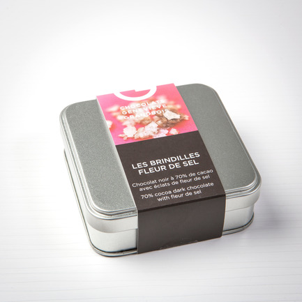 Press kit | 562-42 - Press release | The CODE SOUVENIR MONTRÉAL pop-up store: Showcasing Montréal creativity at its best! - Bureau du design - Ville de Montréal - Product - 







CHOCOLATS GENEVIÈVE GRANDBOIS
<br>Designer : Geneviève Grandbois
<br>Nom du produit : Brindilles Fleur de sel - Photo credit: 







CHOCOLATS GENEVIÈVE GRANDBOIS