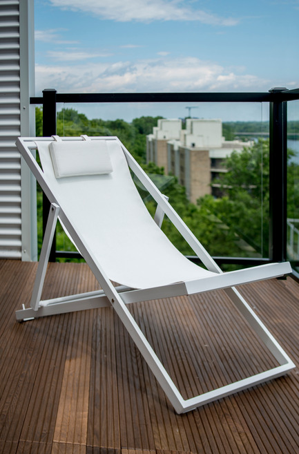Dossier de presse | 688-03 - Communiqué de presse | Wood U - Jardin de Ville - Produit - Crédit photo : 







Laurent Guérin / Studio Don Graetz