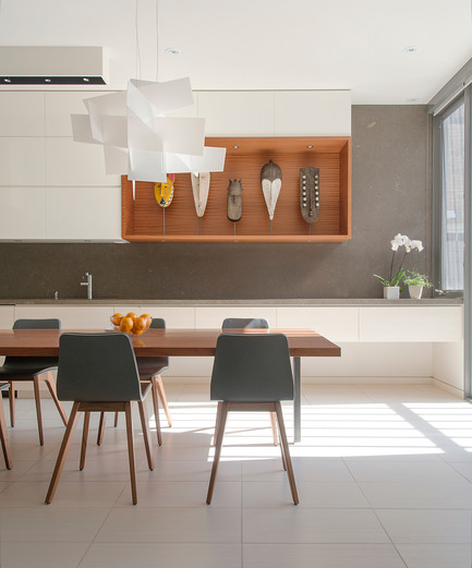 Press kit | 809-11 - Press release | Azure announces the finalists of the fourth annual AZ Awards - Azure Magazine - Competition - Dubbeldam Architecture + Design, Through House, Toronto, Canada