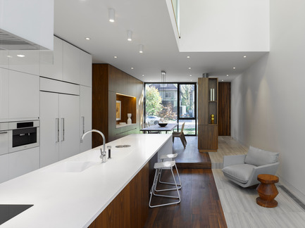 Press kit | 809-11 - Press release | Azure announces the finalists of the fourth annual AZ Awards - Azure Magazine - Competition - Drew Mandel Architects, Moore Park Residence, Toronto, Canada