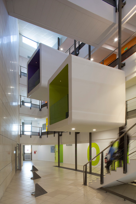 Dossier de presse | 921-04 - Communiqué de presse | Restructuration d’un bâtiment pour l’Institut de Formation des Professionnels de la Santé - NBJ architectes - Architecture institutionnelle - Crédit photo : 







Paul KOZLOWSKI&nbsp;