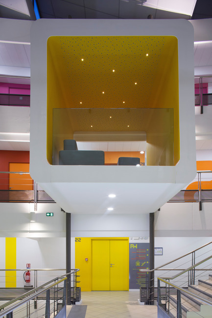 Dossier de presse | 921-04 - Communiqué de presse | Restructuration d’un bâtiment pour l’Institut de Formation des Professionnels de la Santé - NBJ architectes - Architecture institutionnelle - Crédit photo : 







Paul KOZLOWSKI&nbsp;