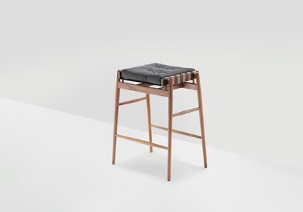Dossier de presse | 771-07 - Communiqué de presse | H to make U.S. debut at ICFF New York 2014 - H Furniture Ltd. - Produit - Crédit photo : 







Peter Guenzel