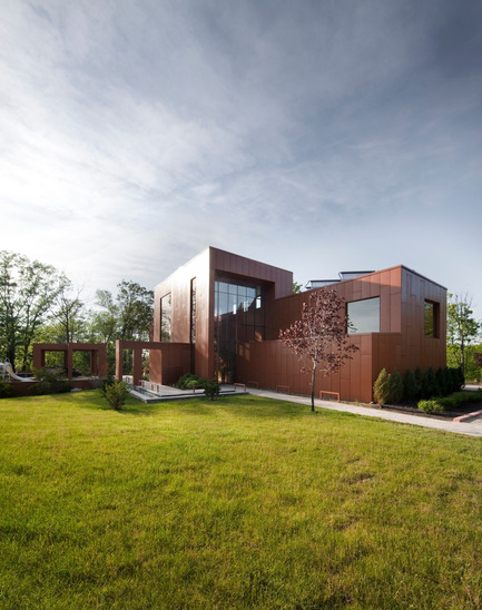 Dossier de presse | 759-06 - Communiqué de presse | Terre et Eau - Blouin Tardif Architecture-Environnement - Architecture résidentielle - Crédit photo : 







Steve Montpetit