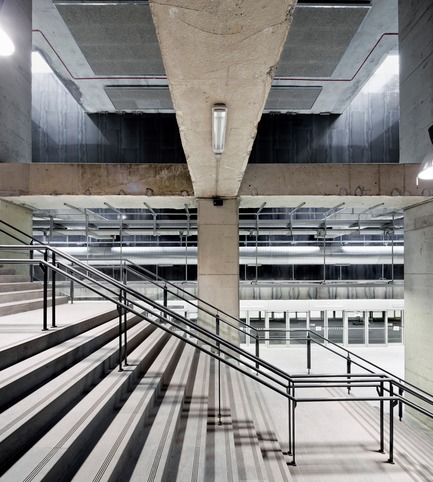 Dossier de presse | 853-02 - Communiqué de presse | Grafting Architecture Catalonia at Venice - Venice Biennale of Architecture - Évènement + Exposition - Three stations of Barcelona Metro Line 9: Amadeu Torner, Parc Logístic
and Mercabarna(2008-2011, Garcés - De Seta - Bonet
Arquitectes: Jordi Garcés, Daria de Seta and Anna Bonet, and Ingeniería Tec-4:
Ferran Casanovas, Antonio Santiago and Felipe Limongi, in Barcelona) - Crédit photo : Adrià
Goula