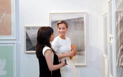 Dossier de presse | 1134-02 - Communiqué de presse | Retour sur la foired’art contemporain Papier14 -un bilan remarquable - L’Association des galeries d’art contemporain (AGAC) - Évènement + Exposition - 







Karine Vanasse
<br>Kiosque de la galerie Nicolas Robert - Crédit photo : 







ARHphoto