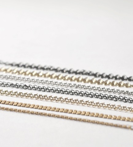 Press kit | 1074-06 - Press release | Inhoma Design’s online shop is opening! - Inhoma Design - Event + Exhibition - Pascale Lion&nbsp;<br>Collier cotte de mailler - Photo credit: Pascale Lion