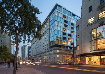 Press kit | 952-06 - Press release | A new glass envelope for the Ritz-Carlton Hotel - Provencher_Roy - Residential Architecture - Ritz Hotel - Photo credit: Stéphane Groleau