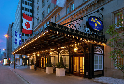 Press kit | 952-06 - Press release | A new glass envelope for the Ritz-Carlton Hotel - Provencher_Roy - Residential Architecture - Ritz Hotel - Photo credit: Alexandre Parent