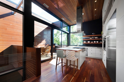 Dossier de presse | 759-07 - Communiqué de presse | Siamoises Mentana-Boyer - Blouin Tardif Architecture-Environnement - Architecture résidentielle - Crédit photo : Steve Montpetit