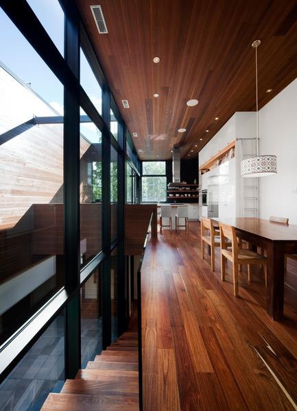 Dossier de presse | 759-07 - Communiqué de presse | Siamoises Mentana-Boyer - Blouin Tardif Architecture-Environnement - Architecture résidentielle - Crédit photo : Steve Montpetit