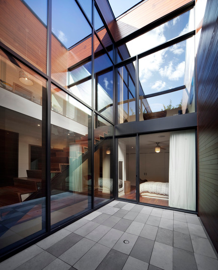 Dossier de presse | 759-07 - Communiqué de presse | Siamoises Mentana-Boyer - Blouin Tardif Architecture-Environnement - Architecture résidentielle - Crédit photo : Steve Montpetit