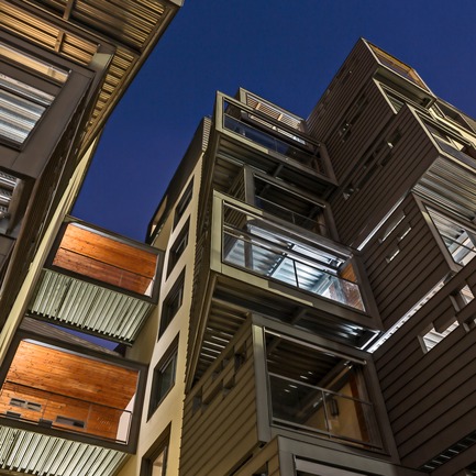 Press kit | 1151-01 - Press release | Carre Seine - Pietri Architectes - Residential Architecture - By night<br> - Photo credit: Thierry Favatier<br>