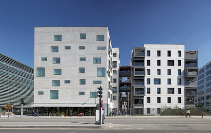 Press kit | 1151-01 - Press release | Carre Seine - Pietri Architectes - Residential Architecture - Left aparthotel, right collective housing - Photo credit: Vincent Fillon<br>