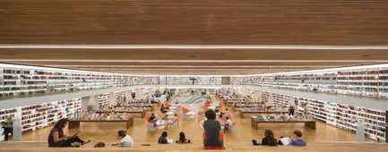 Dossier de presse | 1080-09 - Communiqué de presse | Harrods’ new escalators, a Cavalli concept store and the redevelopment of a former political hotspot all compete for World Interior of the Year 2014 - INSIDE: World Festival of Interiors - Concours -  		 	 	 		 			 				 					Architect/Designer: studio mk27<br> Project: Cultura Bookstore<br> Location: Sao Paulo, Brazil<br>  				 - Crédit photo : studio mk27