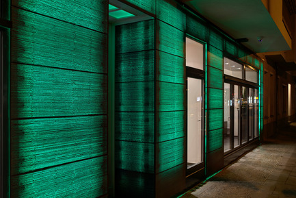 Press kit | 964-02 - Press release | Unique LUCEM light transmitting concrete facade in Berlin - LUCEM GmbH - Lighting Design - Photo credit: LUCEM