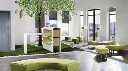 Dossier de presse | 1109-03 - Communiqué de presse | 100% Design celebrates its 20thedition with an opening by Philippe Starck - 100% Design - Évènement + Exposition - BN Office Solution(Stand O110)