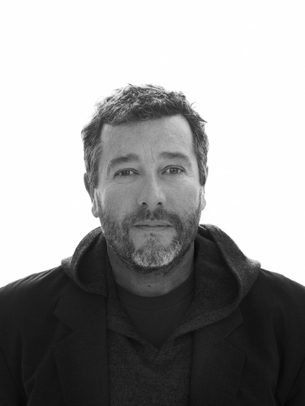 Dossier de presse | 1109-03 - Communiqué de presse | 100% Design celebrates its 20thedition with an opening by Philippe Starck - 100% Design - Évènement + Exposition - Philippe Starck - Crédit photo : Jean-Baptiste Mondino
