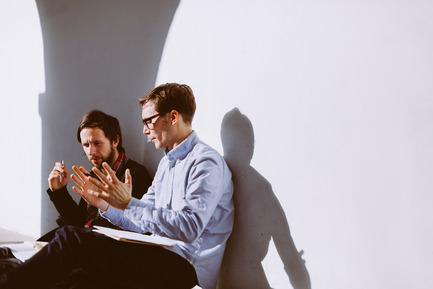 Press kit | 1171-01 - Press release | Fast approaching BIO 50 starts September 18th 2014 - Museum of Architecture and Design (MAO), Ljubljana - Event + Exhibition - Jesse Howard and Tilen Sepic, Hacking Households team mentor - Photo credit: &nbsp;Lucijan &amp; Vladimir