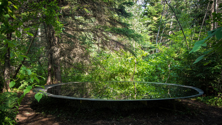 Press kit | 837-08 - Press release | The Gardens of the 15th International Garden Festival seduce visitors - International Garden Festival / Reford Gardens - Event + Exhibition -    ROTUNDA by&nbsp;Citylaboratory [Aurora Armental Ruiz, Stefano Ciurlo Walker]<br>Santiago de Compostela, Spain<br><br>The forest embraces a waterfilled otunda that accumulates pollen and leaves that nourish birds and insects. rom one day to the next, the rotunda brings new life to the garden.<br><br>www.citylaboratory.org<br>    - Photo credit: Louise Tanguay