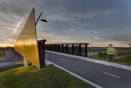 Dossier de presse | 865-08 - Communiqué de presse | Passerelle piétonne Candiac, Québec - Lemay - Design urbain - Crédit photo : François Descôteaux <br>