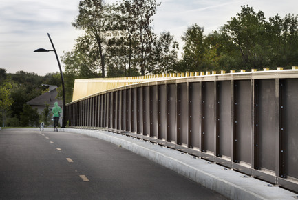 Dossier de presse | 865-08 - Communiqué de presse | Passerelle piétonne Candiac, Québec - Lemay - Design urbain - Crédit photo : François Descôteaux <br>