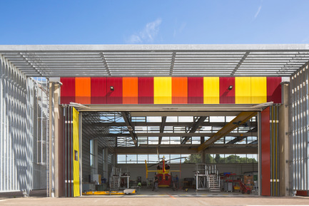 Dossier de presse | 921-05 - Communiqué de presse | Extension du groupement d’hélicoptères de la sécurité civile – Nîmes Garons - NBJ architectes - Architecture institutionnelle - Crédit photo : Paul KOZLOWSKI 