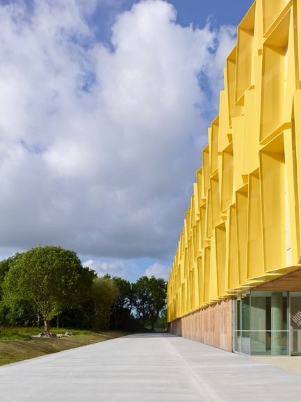 Dossier de presse | 898-06 - Communiqué de presse | Hub Creatic - Tetrarc - Design d’intérieur commercial - Crédit photo : Stéphane Chalmeau