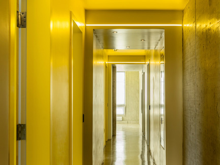 Press kit | 1057-03 - Press release | Edison Residence - KANVA - Residential Architecture - Corridor - Photo credit: Marc Cramer