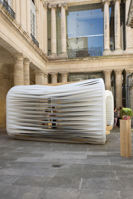 Press kit | 982-18 - Press release | Festival des Architectures Vives 2014 in Montpellier – La Grande Motte - Association Champ Libre - Festival des Architectures Vives (FAV) - Competition - Atelier NH / Laura Nargeot, Aurélie Harlin // Weave Shape - Photo credit: Paul KOZLOWSKI ©photoarchitecture.com<br>Site&nbsp;: http://photoarchitecture.com