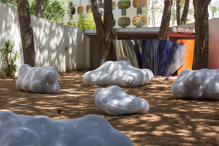Press kit | 982-18 - Press release | Festival des Architectures Vives 2014 in Montpellier – La Grande Motte - Association Champ Libre - Festival des Architectures Vives (FAV) - Competition - DOTS / Jason Scroggin, Akari Takebayashi // Cloud Garden - Photo credit: Paul KOZLOWSKI ©photoarchitecture.com<br>Site&nbsp;: http://photoarchitecture.com