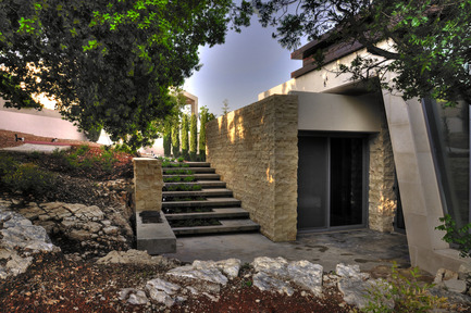 Dossier de presse | 1028-03 - Communiqué de presse | Announcing the shortlist for the LEAF Awards, 10th October 2014 - LEAF International - Concours -  Maisam Architects &amp; Engineers, A Space for a Son, Oakhill, Jordan  - Crédit photo : Photo courtesy LEAF Awards