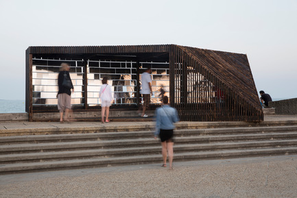 Press kit | 982-19 - Press release | «Breath Box» - Installation éphémère pour le Festival des Architectures Vives à La Grande Motte - NAS architecture - Art