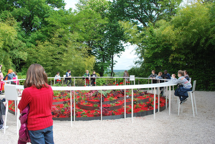 Press kit | 921-07 - Press release | Pavillion «BLOOM» for the International Garden Festival of Chaumont-sur-Loire 2014 “Gardens of the deadly sins” - NAS Architecture - Event + Exhibition - Photo credit: NAS Architecture