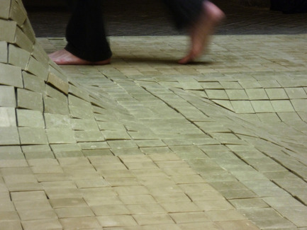 Press kit | 982-21 - Press release | Savon(s) - MoonWalkLocal [collectif] - Art