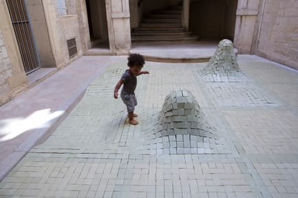 Press kit | 982-21 - Press release | Savon(s) - MoonWalkLocal [collectif] - Art