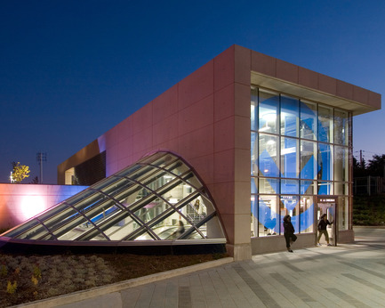 Dossier de presse | 865-09 - Communiqué de presse | Lemay bonifie son bassin de talents pour mieux servir ses clients - Lemay - Architecture industrielle -  Station de Métro de la Concorde, Laval<br> Martin Marcotte / Architectes (MMA) <br>  - Crédit photo : Michel Brunelle