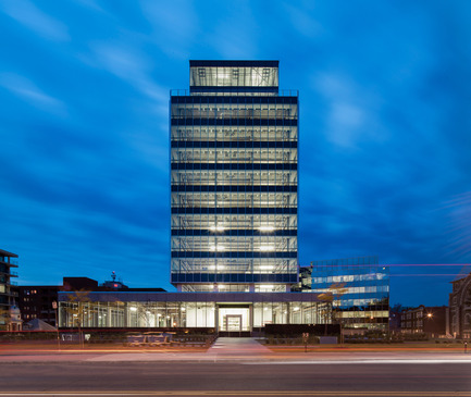 Dossier de presse | 865-09 - Communiqué de presse | Lemay bonifie son bassin de talents pour mieux servir ses clients - Lemay - Architecture industrielle -  500 Grande-Allée, Québec<br>  Lemay<br> - Crédit photo : Stéphane Groleau