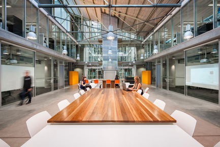 Dossier de presse | 1080-11 - Communiqué de presse | An office of the future and a cinema inspired by the past are among the winners of premier international interior design awards - INSIDE: World Festival of Interiors - Concours -   Category winner<br>Project: Sustainable Industries Education Centre - Tonsley Tafe<br>Architect/Designer: MPH Architects<br>Location: Adelaide, Australia   - Crédit photo :   MPH Architects  