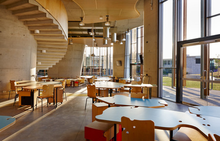 Dossier de presse | 1080-11 - Communiqué de presse | An office of the future and a cinema inspired by the past are among the winners of premier international interior design awards - INSIDE: World Festival of Interiors - Concours -   Category winner<br>Project: Abedian School of Architecture, Bond University<br>Architect/Designer: CRAB studio<br>Location: Gold Coast, Australia   - Crédit photo : CRAB studio