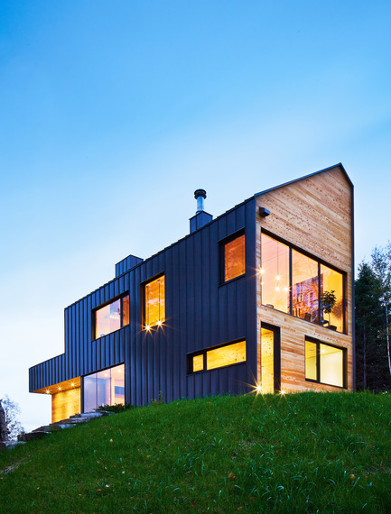 Press kit | 880-05 - Press release | Malbaie VIII Residence, La Grange - MU Architecture - Residential Architecture - Photo credit: Ulysse Lemerise Bouchard (YUL Photo)