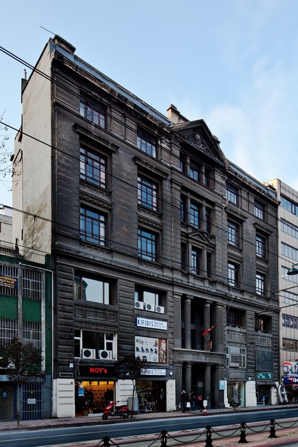 Dossier de presse | 1304-01 - Communiqué de presse | 2nd Istanbul Design Biennial 1 November – 14 December 2014 ‘The Future Is Not What It Used To Be’ - Istanbul Foundation for Culture and Arts (İKSV) - Évènement + Exposition -  Galata Greek School<br>  - Crédit photo :  Refik Anadol<br> 