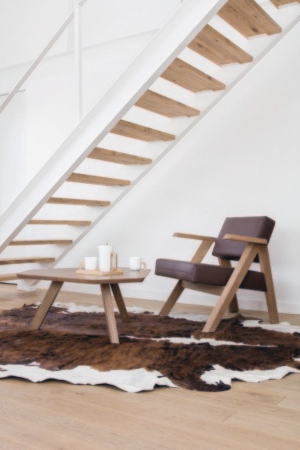 Dossier de presse | 1304-01 - Communiqué de presse | 2nd Istanbul Design Biennial 1 November – 14 December 2014 ‘The Future Is Not What It Used To Be’ - Istanbul Foundation for Culture and Arts (İKSV) - Évènement + Exposition - Clapp Armchair by Piotr Kuchcinski<br> - Crédit photo : Culture.pl<br>