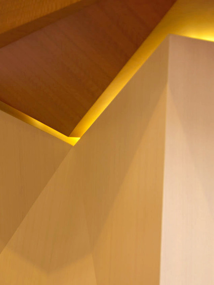 Dossier de presse | 1389-01 - Communiqué de presse | AIA Chicago honors the worldwide presence of outstanding work from Chicago architecture firms - AIA Chicago - Concours - HONOR AWARD&nbsp;<br> Congregation Solel Reading Table – Highland Park, IL – Eckenhoff Saunders Architects <br>  - Crédit photo :         Mariusz Mizera, Mariusz Mizera Photography