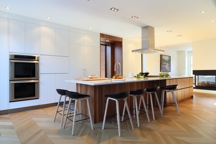Dossier de presse | 1122-01 - Communiqué de presse | Cuisine McDougall - Cuisines Steam - Design d’intérieur résidentiel - Crédit photo : Mario Dubreuil 