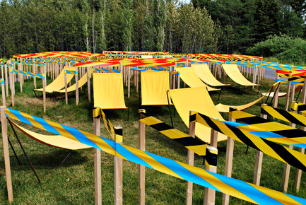 Press kit | 837-10 - Press release | The 16th International Garden Festival at Les Jardins de Métis / Reford Gardens will BUZZ in 2015! - International Garden Festival / Reford Gardens - Landscape Architecture -  LINE GARDEN<br>by Julia Jamrozik &amp; Coryn Kempster<br>Brantford (Ontario) Canada and Bale, Switzerland<br><br>This contemporary labyrinth created from security tapes closely ordered in the natural environment provides new erspectives on the environment when visitors enter and inhabit the space.<br><br>www.kempsterstudio.com    - Photo credit: Sylvain Legris