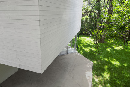 Dossier de presse | 1010-02 - Communiqué de presse | blanc papier / paperwhite - Studio Jean Verville architectes - Architecture résidentielle - Crédit photo : Jean Verville architecte